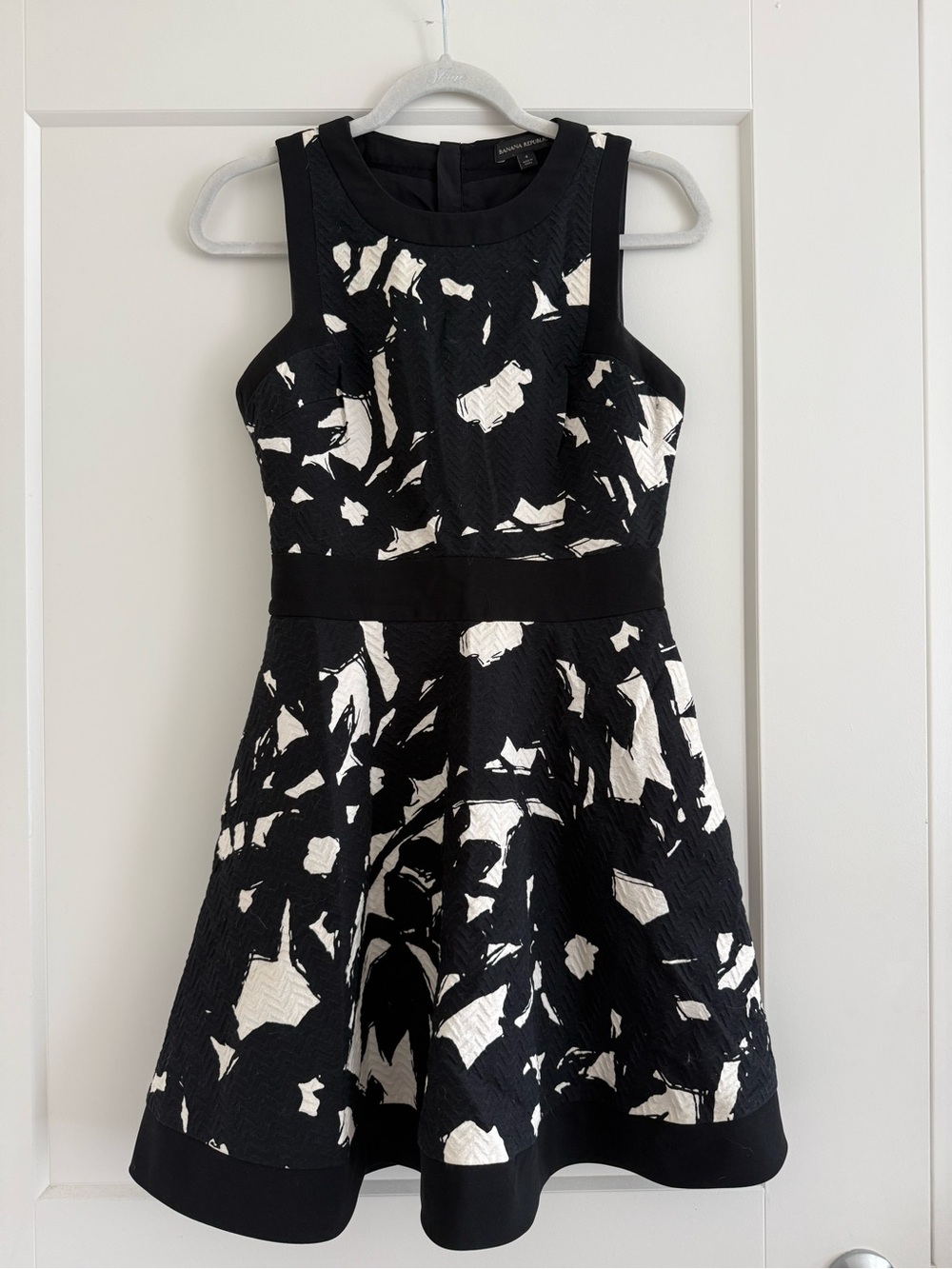 Banana Republic Black & White Floral-Print Fit-and-Flare Dress